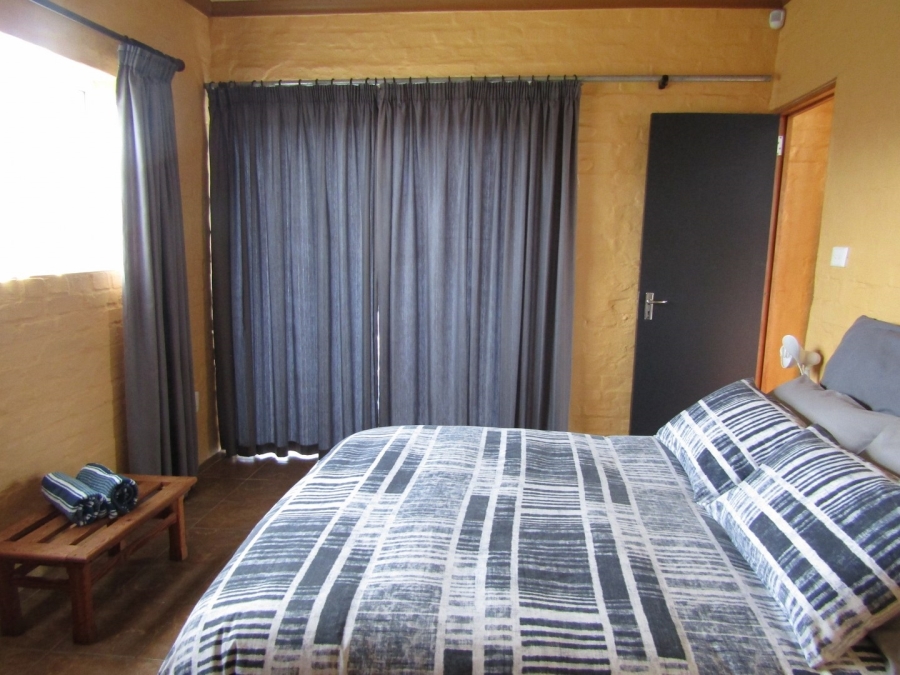 6 Bedroom Property for Sale in Oyster Bay Eastern Cape